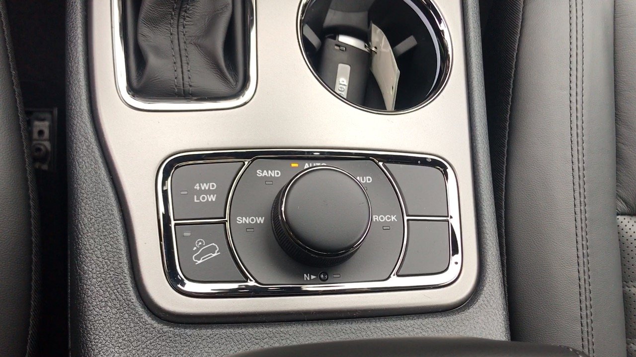 jeep grand cherokee controls